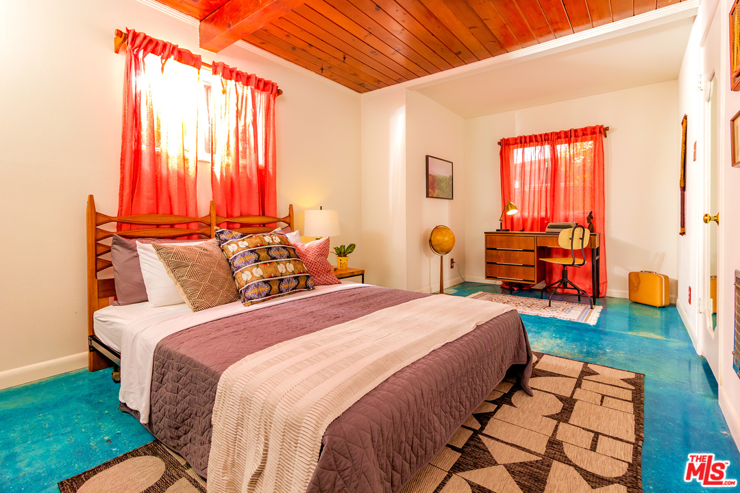 13063 Montford Street Pacoima, CA 91331 - Photo 23 of 30