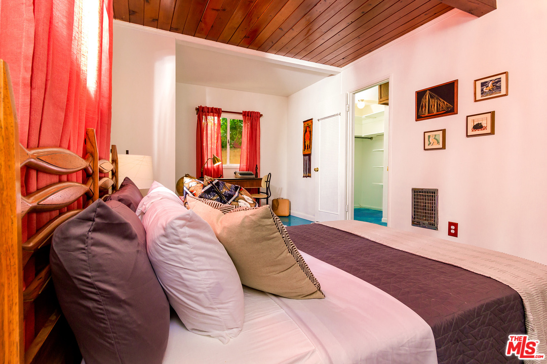 13063 Montford Street Pacoima, CA 91331 - Photo 24 of 30