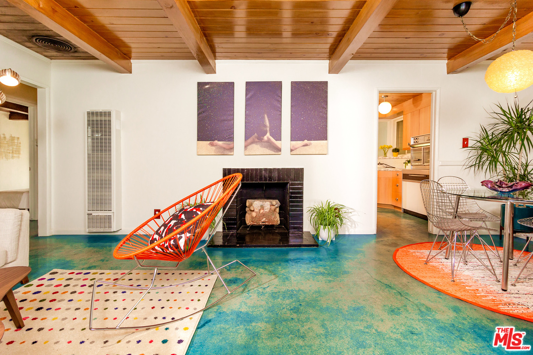 13063 Montford Street Pacoima, CA 91331 - Photo 4 of 30