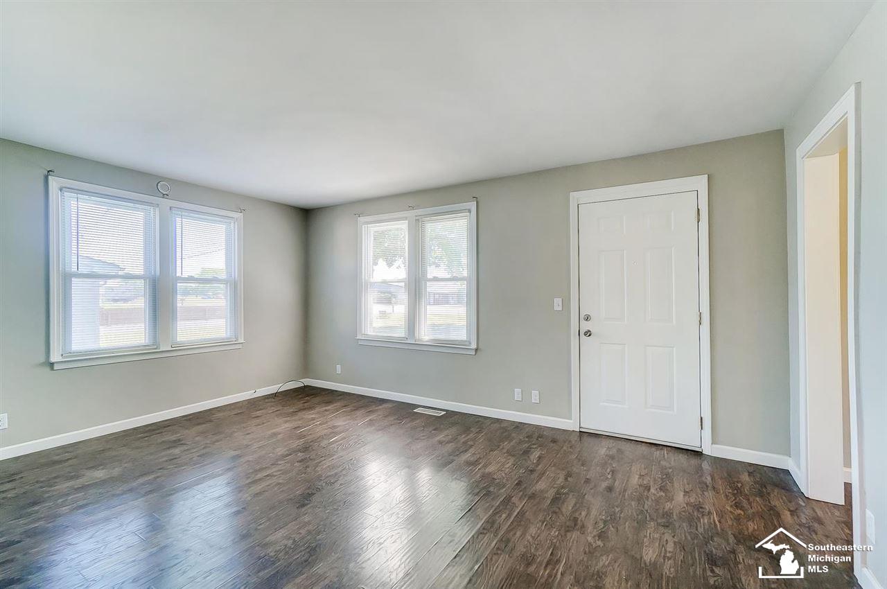 15415 South Telegraph Road Monroe, MI 48161 - Photo 5 of 34