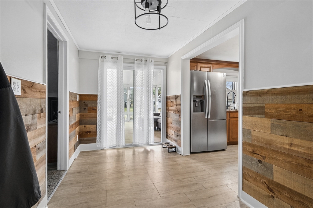 119 Acrebrook Road Springfield, MA 01129 - Photo 4 of 35