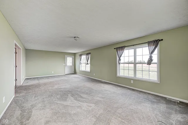 $2,400 | 1502 West 525th Street North, Lebanon, IN 46052