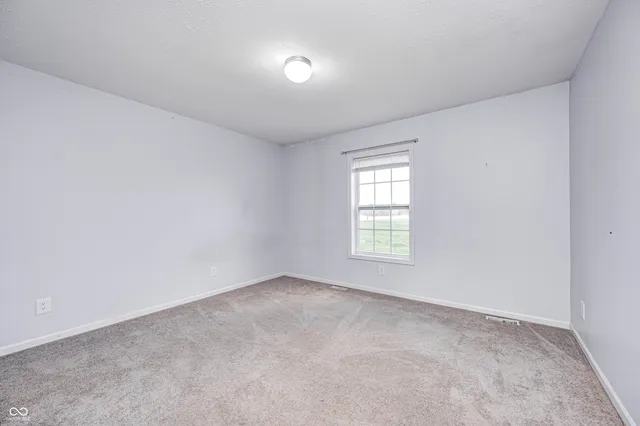 $2,400 | 1502 West 525th Street North, Lebanon, IN 46052