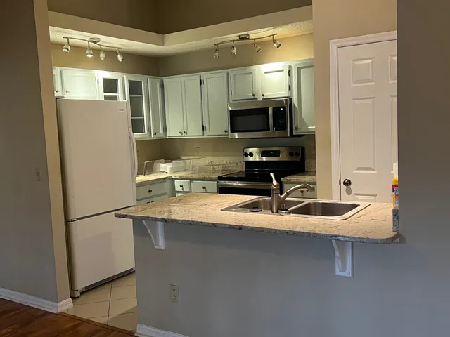 $1,600 | 18 Santiago Court, St. Augustine Shores, FL 32086