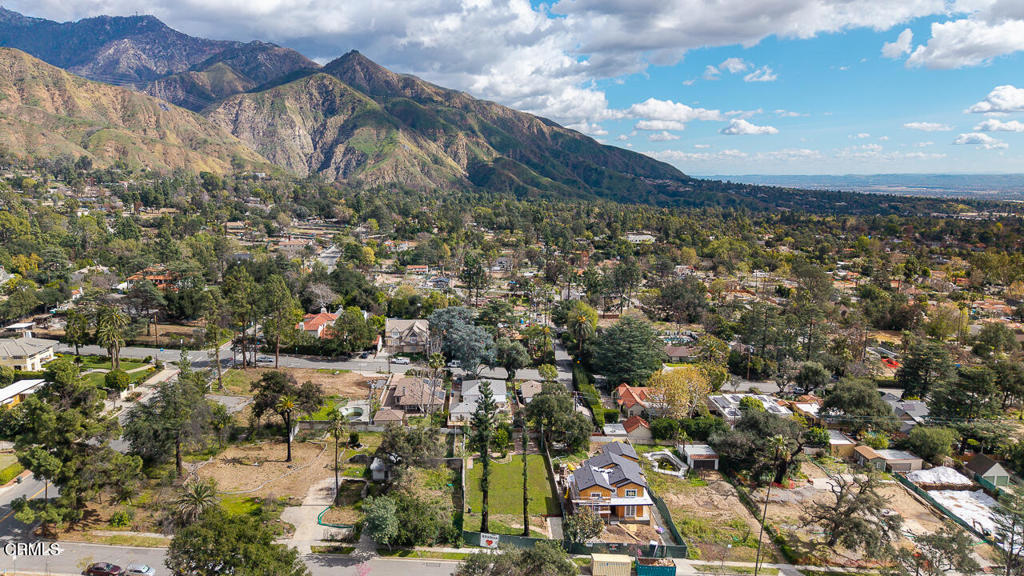 2546 Highland Avenue Altadena, CA 91001 - Photo 7 of 20 SSR_2546Highland_007_OTHERMLS