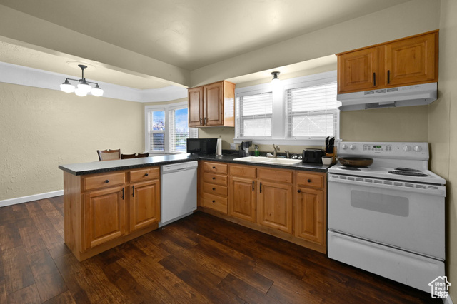 219 East 500 North Logan, UT 84321 - Photo 2 of 25 Unit 1 Main floor Kitchen