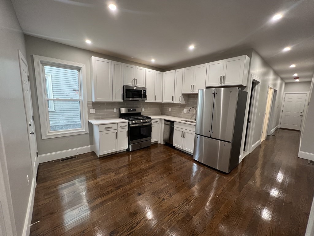 25 Pleasant Street, Unit 2 Boston, MA 02125 - Photo 2 of 9