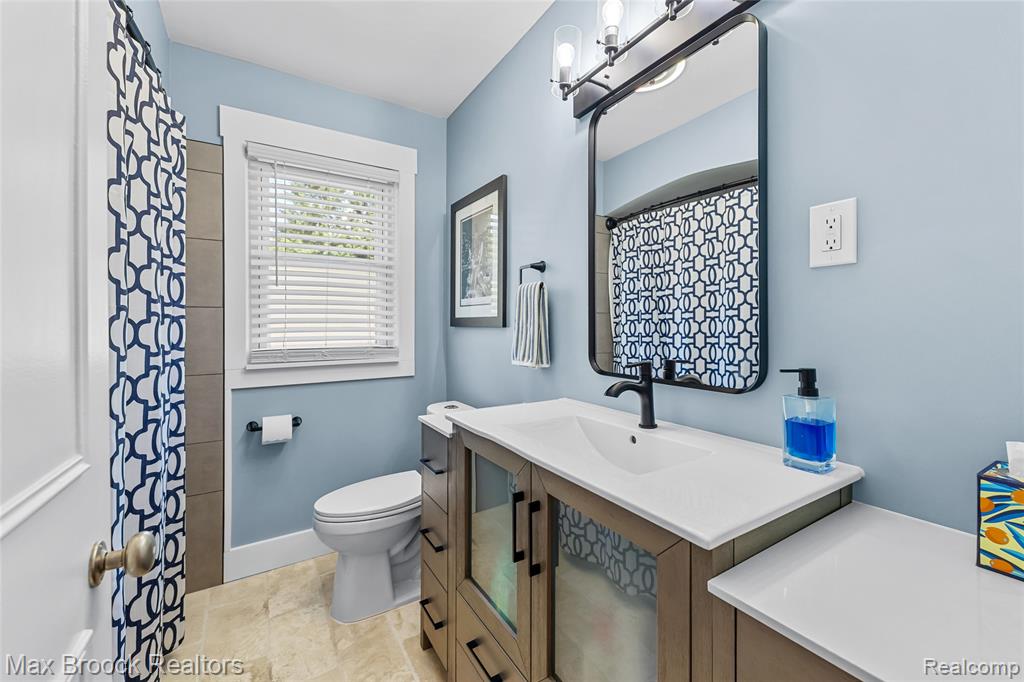 171 South Glengarry Road Bloomfield Hills, MI 48301 - Photo 19 of 26