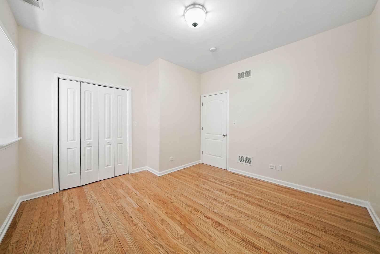 2363 East 70th Street, Unit 2 Chicago, IL 60649 - Photo 16 of 21