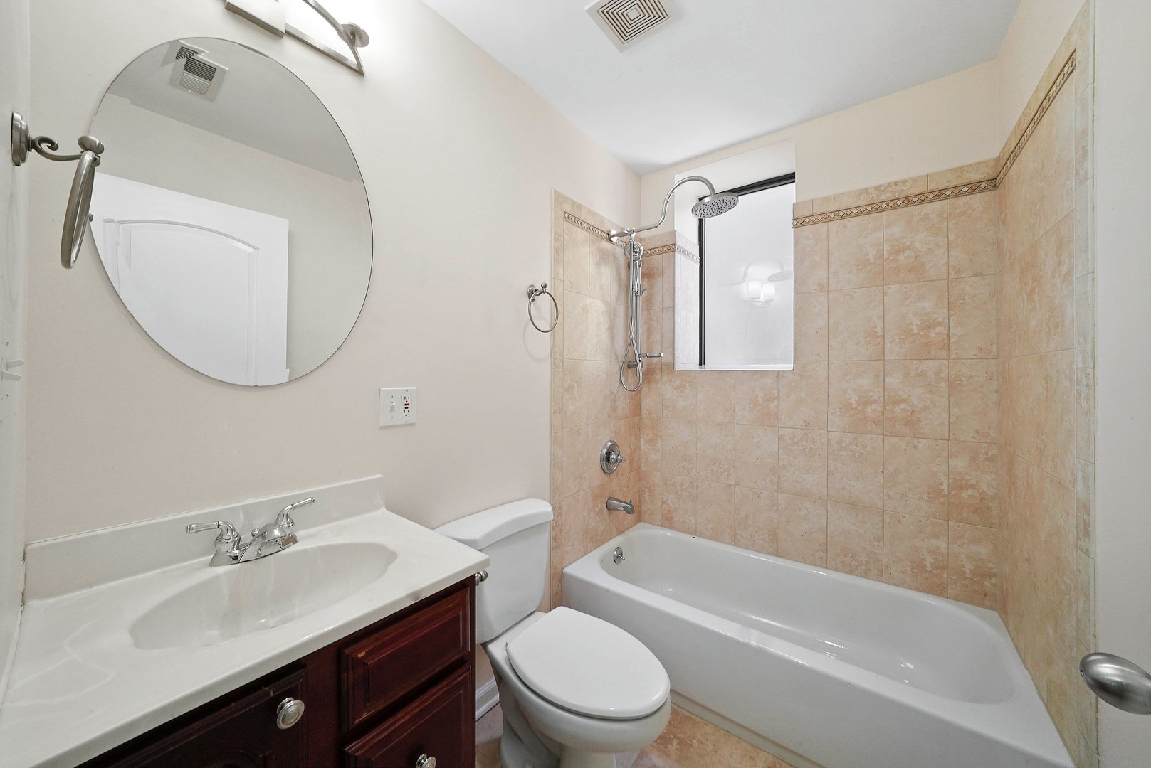 2363 East 70th Street, Unit 2 Chicago, IL 60649 - Photo 17 of 21
