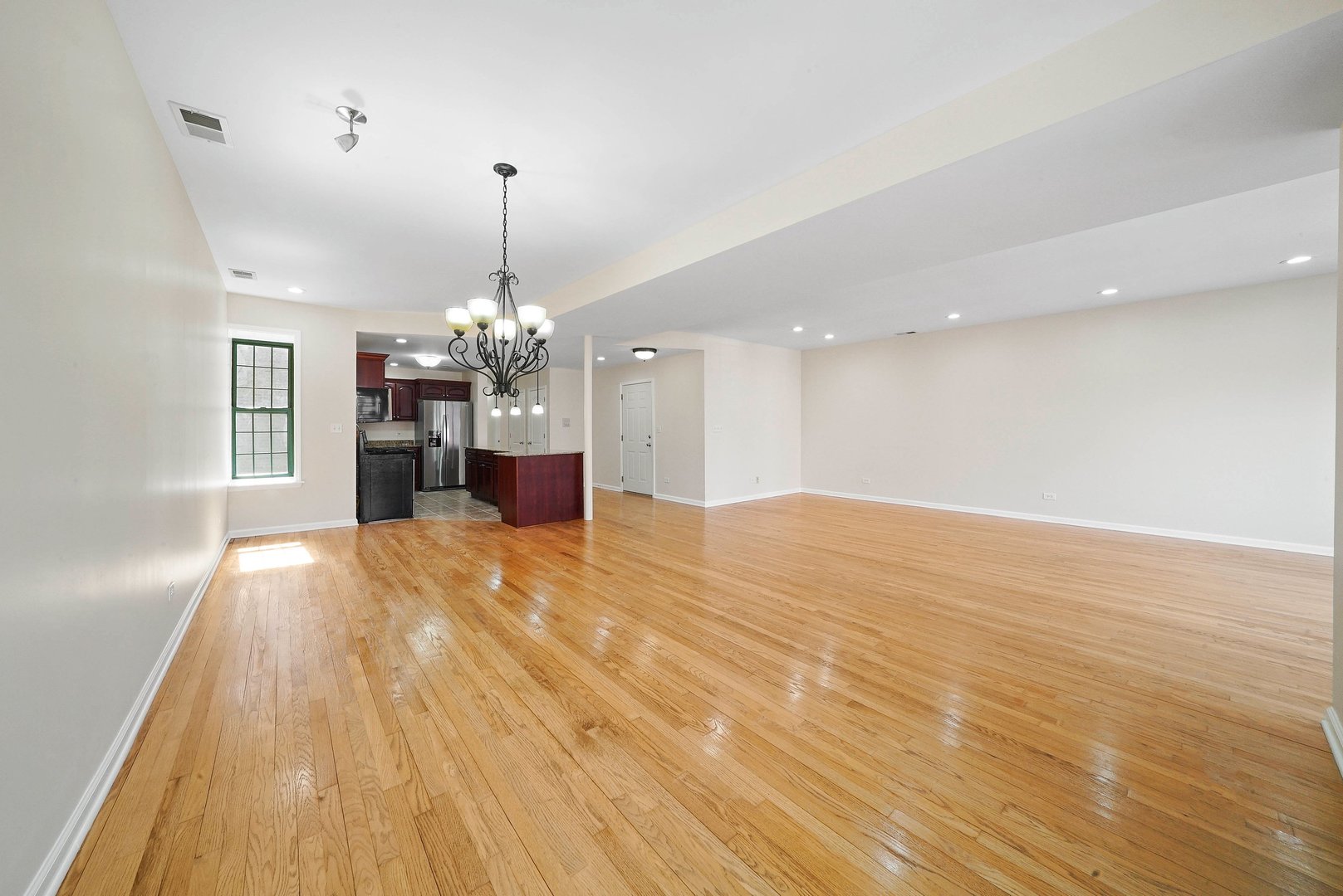 2363 East 70th Street, Unit 2 Chicago, IL 60649 - Photo 4 of 21