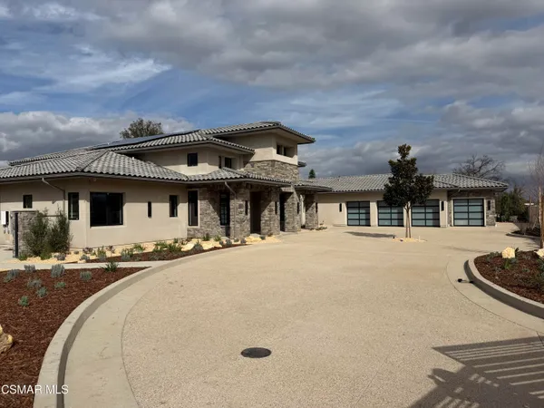 $5,000,000 | 275 Crestview Avenue, Camarillo, CA 93010