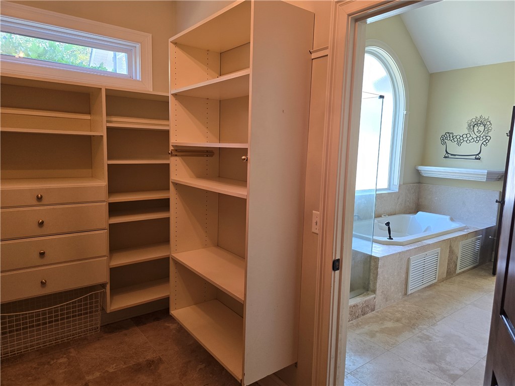 205 Sutherland Drive Brunswick, GA 31525 - Photo 25 of 51