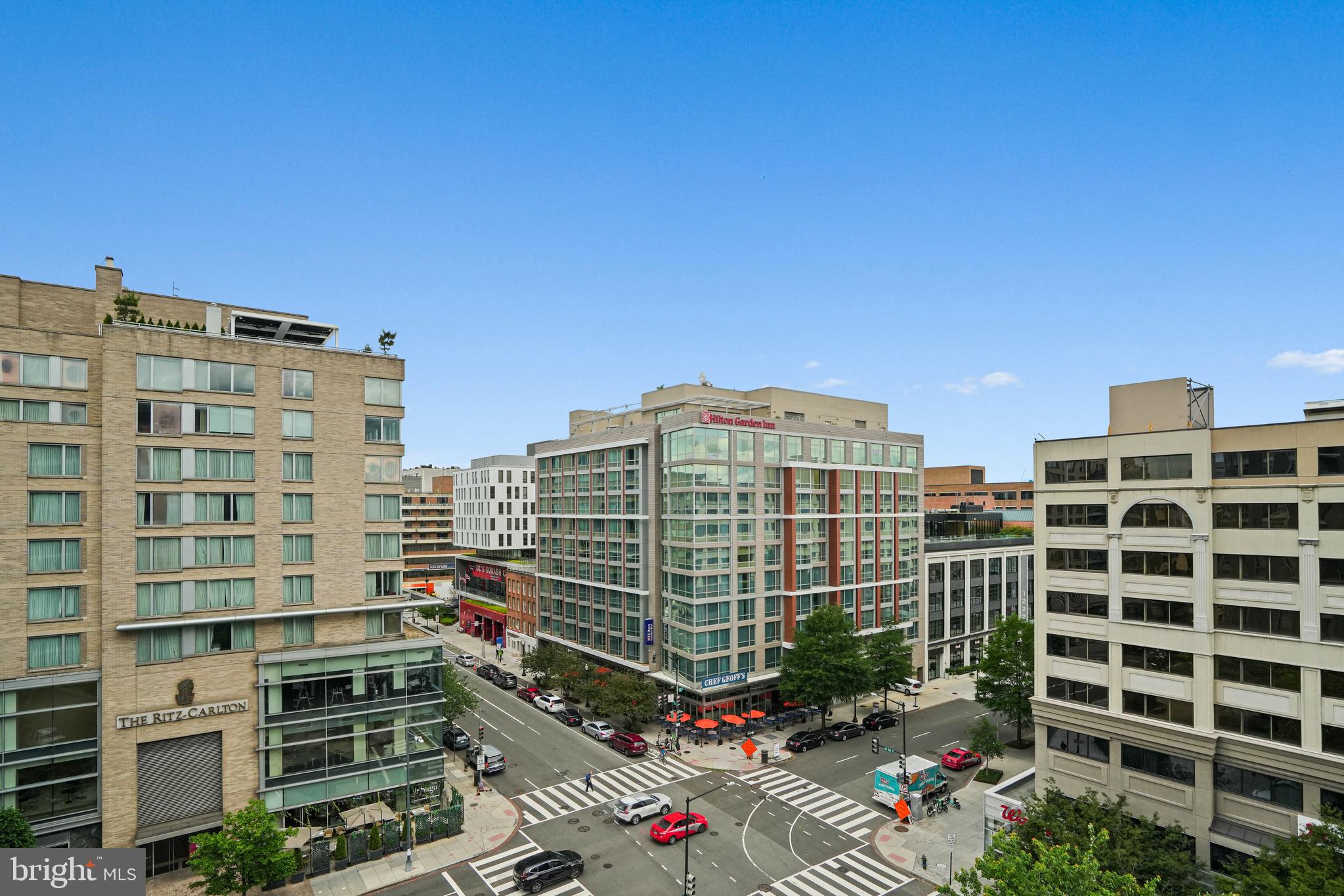 1177 22nd Street Northwest, Unit 7B Washington, DC 20037 - Photo 16 of 26 View from balcony