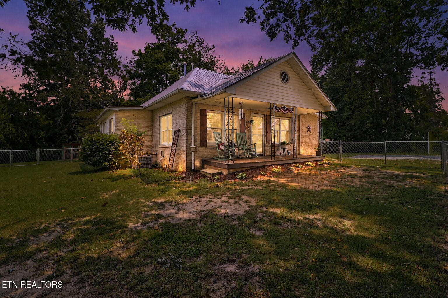 226 Rugby Avenue Jamestown, TN 38556 - Photo 2 of 42 Gallery Image 2