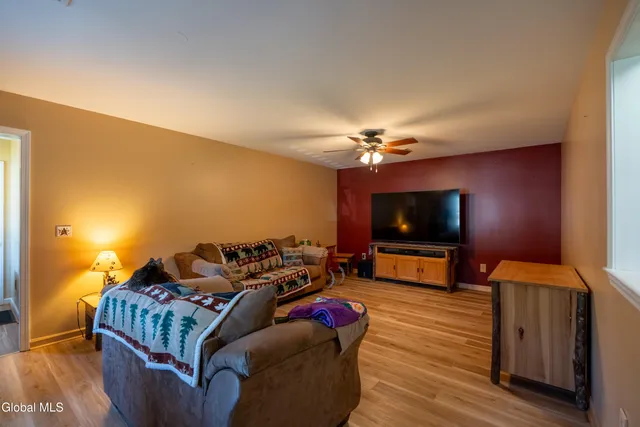 $309,900 | 4 Leo Street, Queensbury, NY 12804