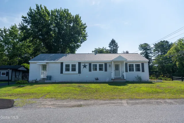 $309,900 | 4 Leo Street, Queensbury, NY 12804