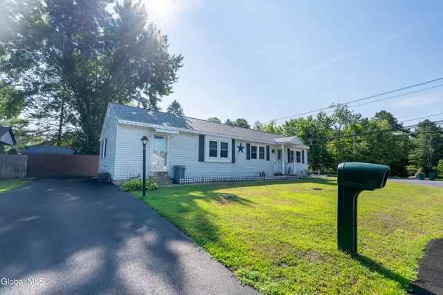 $309,900 | 4 Leo Street, Queensbury, NY 12804