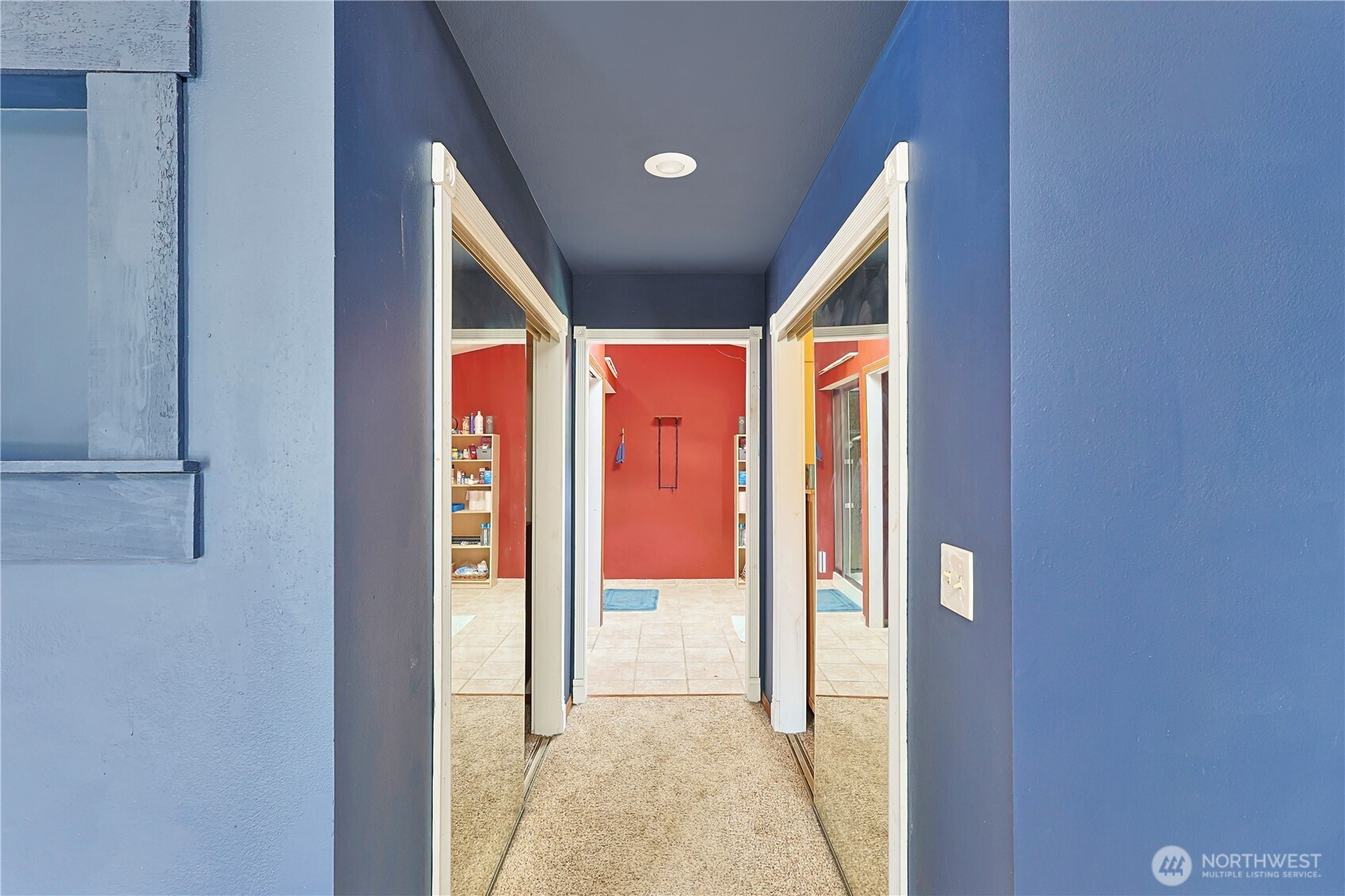 447 Boistfort Road Curtis, WA 98538 - Photo 24 of 40 a view of an entryway