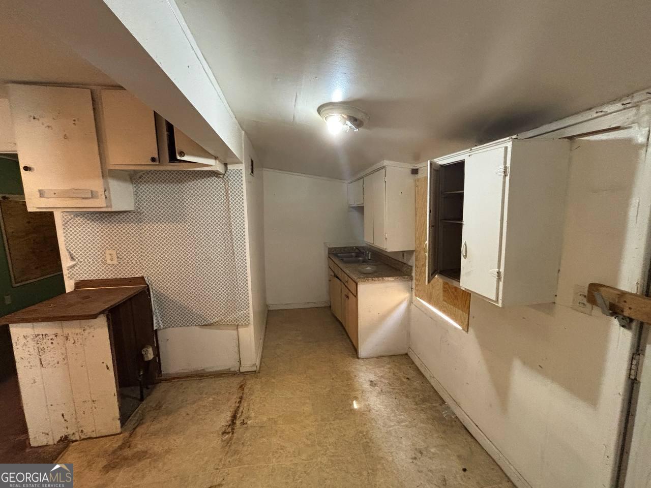 2476 Felton Avenue Macon, GA 31206 - Photo 11 of 35