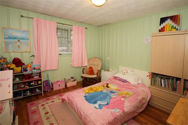 244 Florence Road Waltham, MA 02453 - Photo 8 of 10