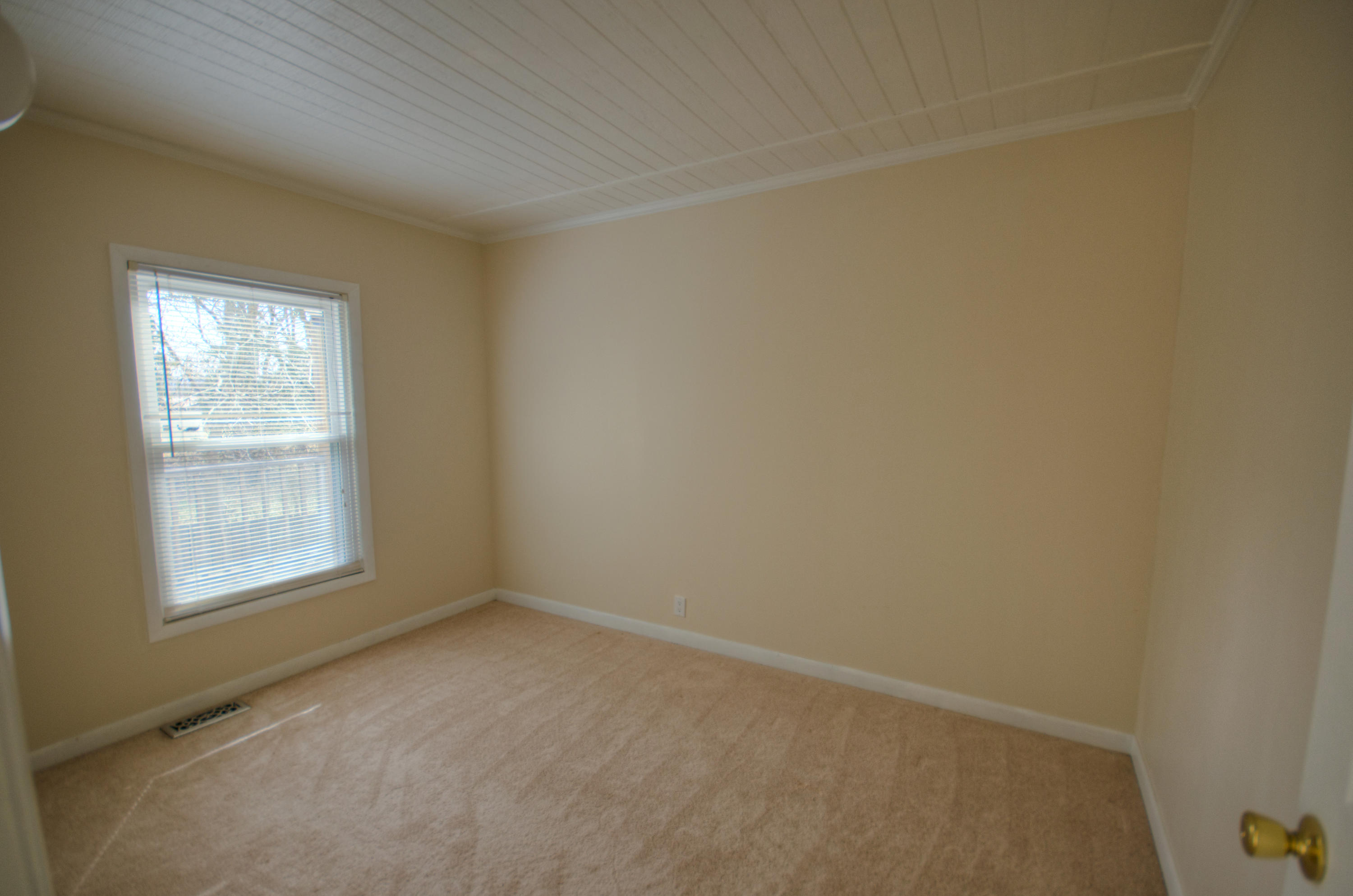 8204 Shelton Road Corryton, TN 37721 - Photo 13 of 23 Home-14