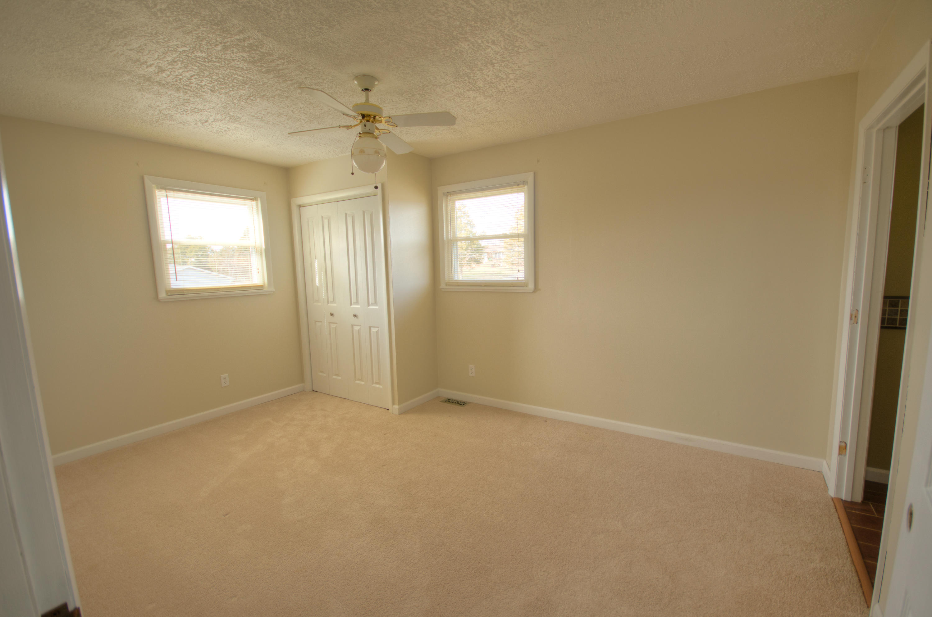 8204 Shelton Road Corryton, TN 37721 - Photo 16 of 23 Home-22