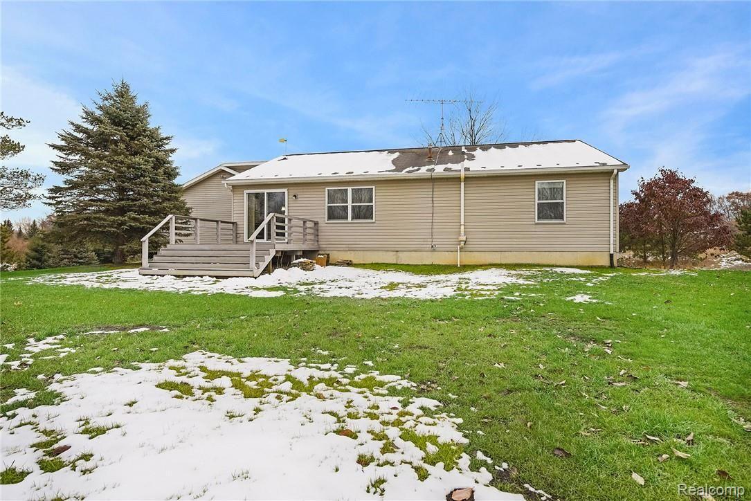 4282 Burgess Road Pinckney, MI 48169 - Photo 42 of 45 DSC_1817.jpg