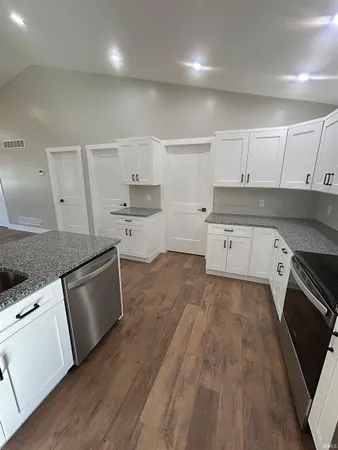 $329,900 | 309 Southeast 1st Street, Loogootee, IN 47553