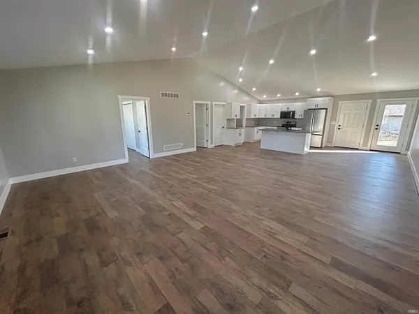 $329,900 | 309 Southeast 1st Street, Loogootee, IN 47553