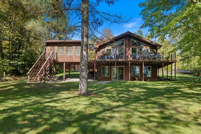 $610,000 | 30495 East Oak Bend Drive, Grand Rapids, MN 55744