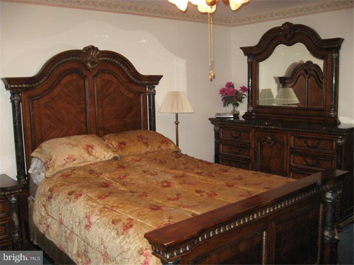 53 Lempa Road Holland, PA 18966 - Photo 13 of 25 Bedroom - Main