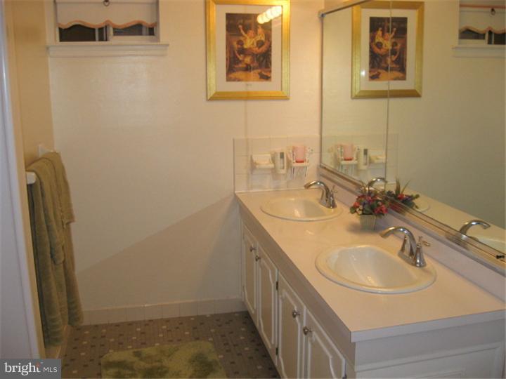 53 Lempa Road Holland, PA 18966 - Photo 14 of 25 Bathroom