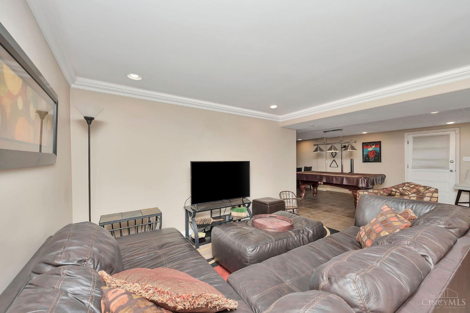 5720 Werk Road Cincinnati, OH 45248 - Photo 29 of 44