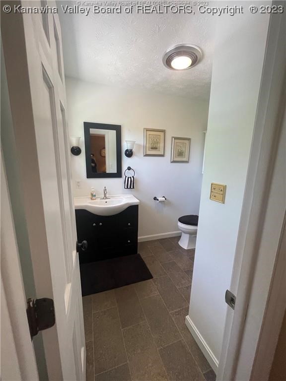 1759 Kentuck Road Kenna, WV 25248 - Photo 12 of 34 Gallery Image 12
