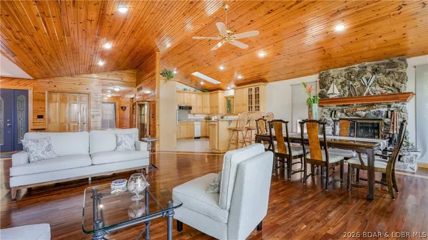 $2,299,900 | 169 Triple K Ranch Road, Sunrise Beach, MO 65079