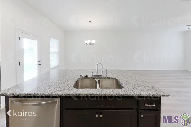 $1,740 | 112 Teddy Lane, Lafayette, LA 70507