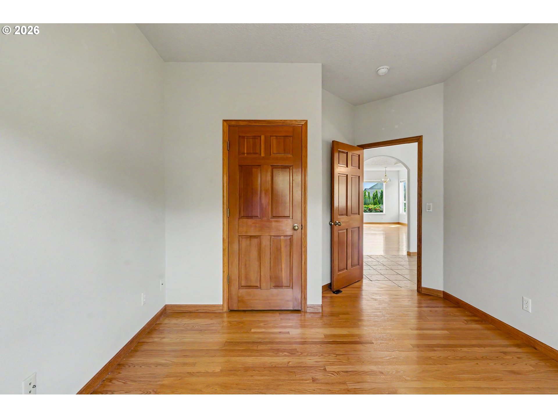 1470 Ranier Loop Northwest Salem, OR 97304 - Photo 27 of 48 a view interior of the house