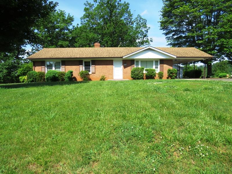 392 Patsy Avenue Collinsville, VA 24078 - Photo 2 of 35 FRONT