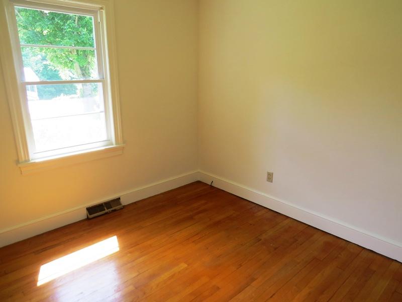 392 Patsy Avenue Collinsville, VA 24078 - Photo 17 of 35 BED 2