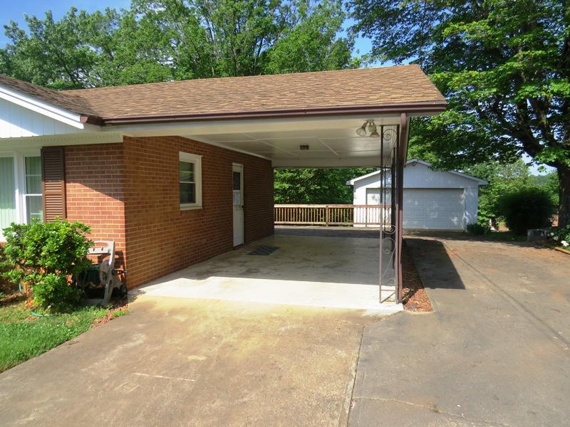 392 Patsy Avenue Collinsville, VA 24078 - Photo 28 of 35 CARPORT