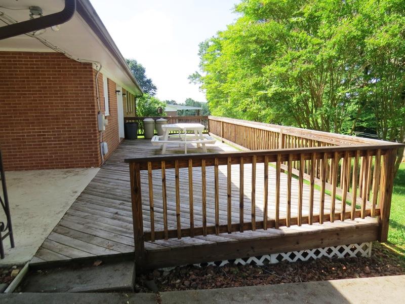 392 Patsy Avenue Collinsville, VA 24078 - Photo 31 of 35 DECK