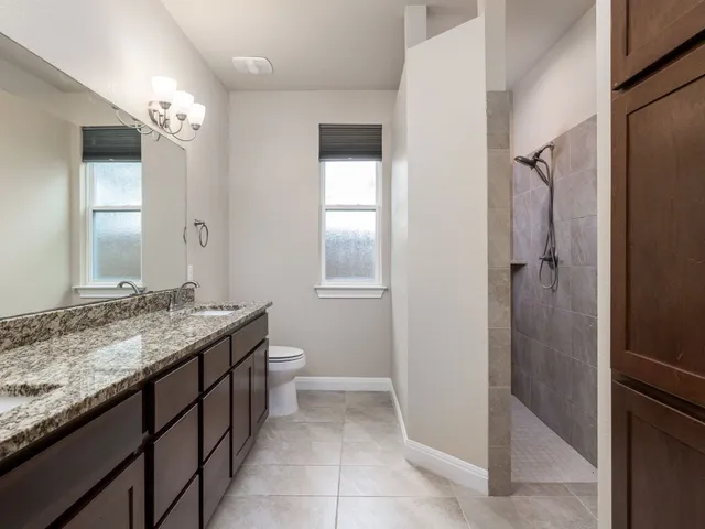 $1,950 | 904 Central Boulevard, Bertram, TX 78605