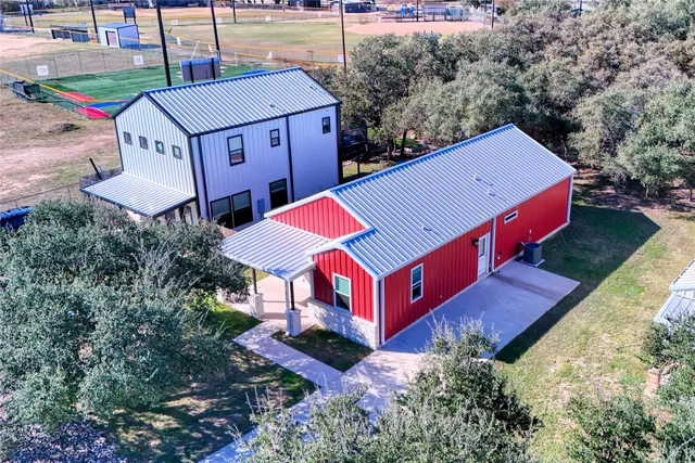 $1,800 | 904 Central Boulevard, Bertram, TX 78605