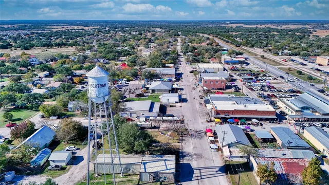 $1,950 | 904 Central Boulevard, Bertram, TX 78605