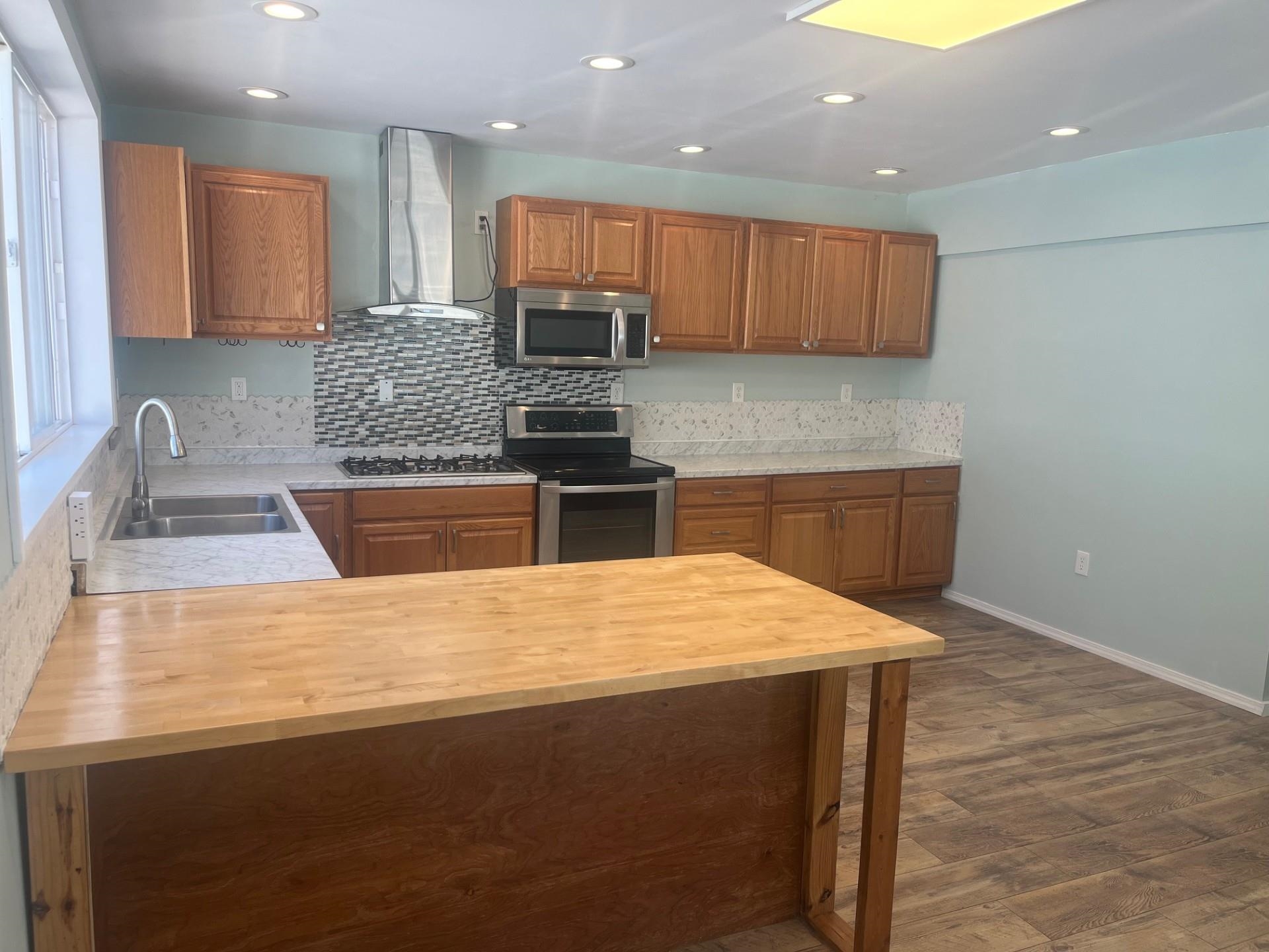 3016 West 17th Avenue Spokane, WA 99224 - Photo 3 of 24