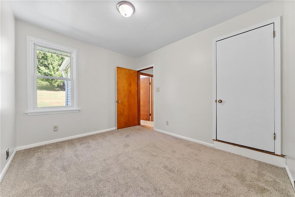 482 Cole Road New Castle, PA 16101 - Photo 11 of 33 Gallery Image 11