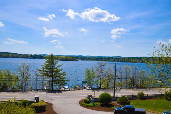 $499,999 | 257 Weirs Boulevard, Unit 6, Laconia, NH 03246