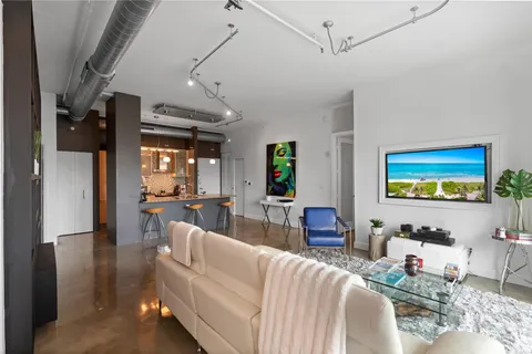 $493,500 | 313 Northeast 2nd Street, Unit 405, Fort Lauderdale, FL 33301