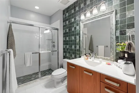 $493,500 | 313 Northeast 2nd Street, Unit 405, Fort Lauderdale, FL 33301